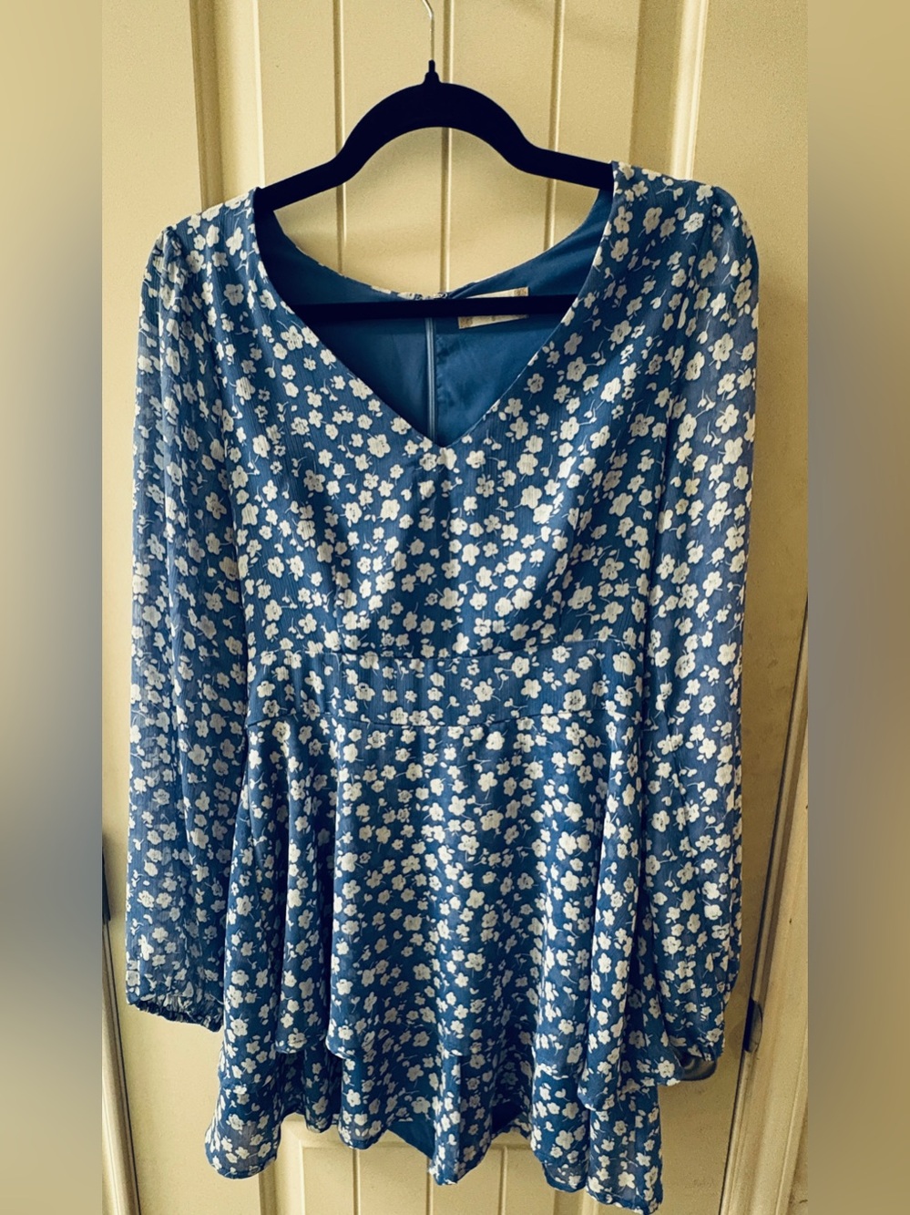 Altar'd State Blue & White Floral V-Neck Long Sleeve Romper